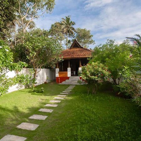Deshadan'S Tarangi Beach Villas,Marari Mararikulam Eksteriør billede