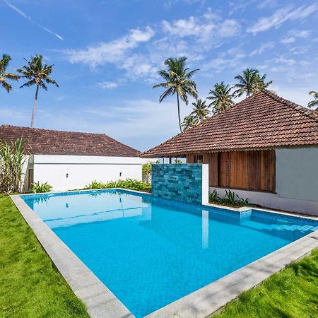 Deshadan'S Tarangi Beach Villas,Marari Mararikulam Eksteriør billede