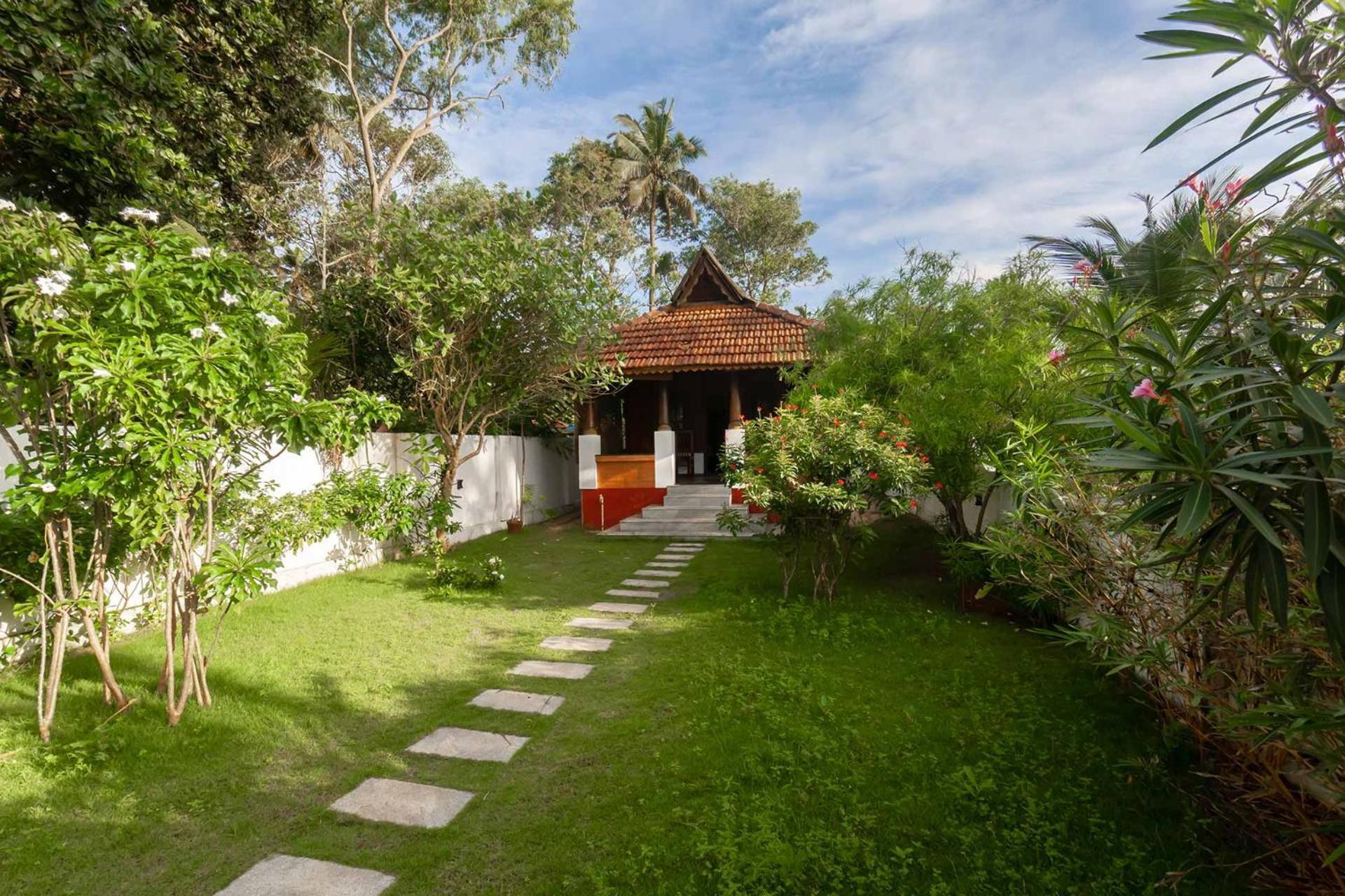 Deshadan'S Tarangi Beach Villas,Marari Mararikulam Eksteriør billede