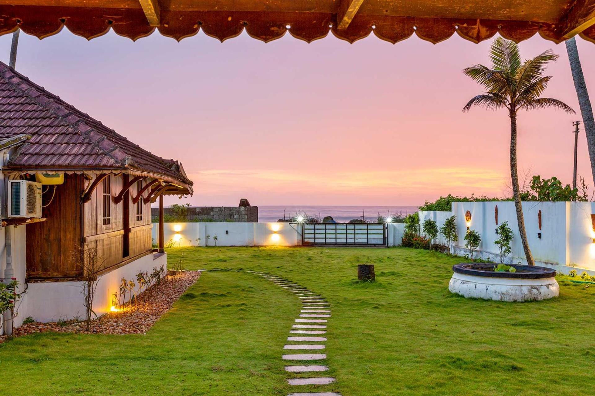 Deshadan'S Tarangi Beach Villas,Marari Mararikulam Eksteriør billede